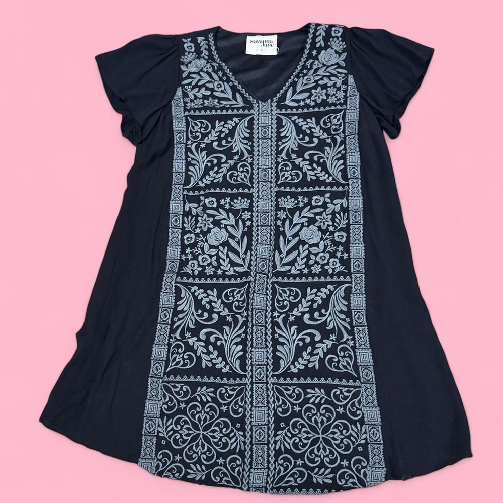 Savannah Jane Embroidered Black Earthy Tribal Lined Shift Dress Small